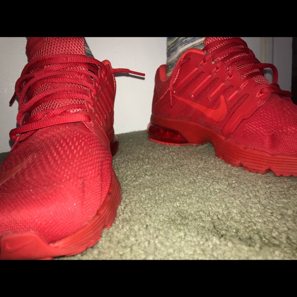 Nike Other - LIKE NEW Nike Air Maxes